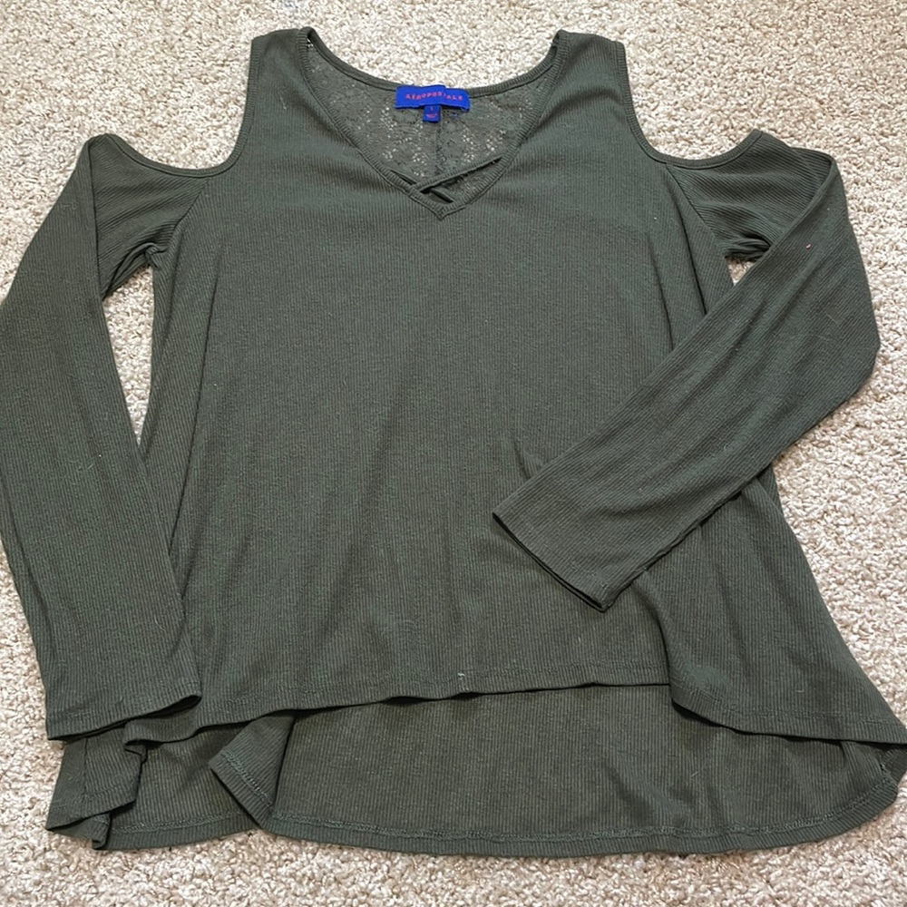 Aeropostale Off-Shoulder Top